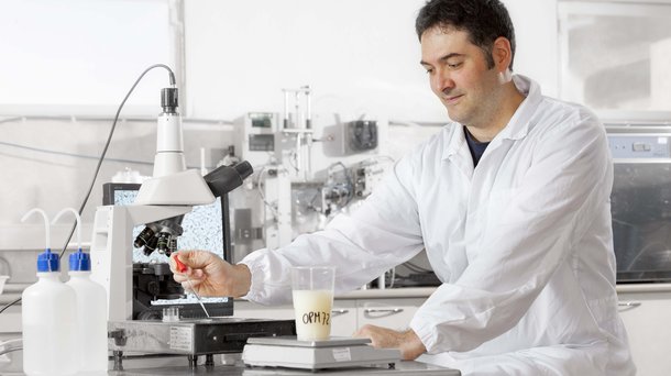HG R&D microscope.jpg