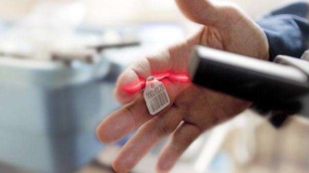 HG handheld DNA sampling.jpg
